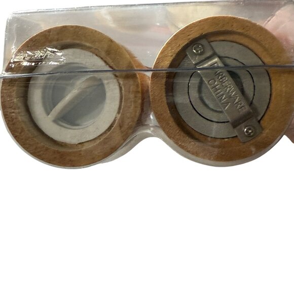 NEW in Package Farberware 4 inch Wood Salt Shaker and Pepper Mill Set - Picture 4 of 9